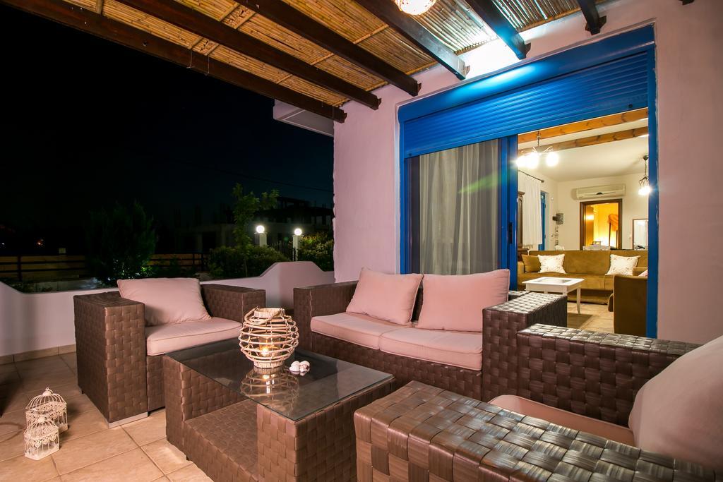 Seascape Villa อาฟานโท ภายนอก รูปภาพ